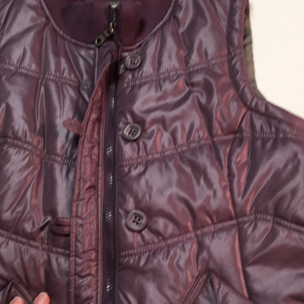 Aventura Women's Burgundy Quilted Vest